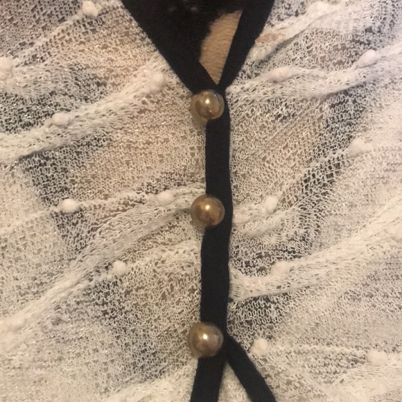 Top - Picture 4 of 4